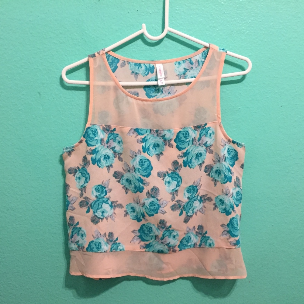 sets: top and skirt